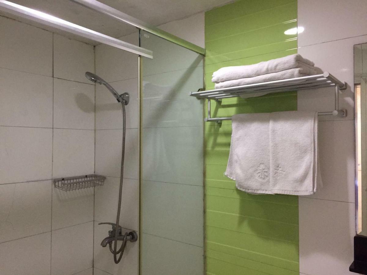 Shanghai Old West Gate Hostel เซี่ยงไฮ้ ภายนอก รูปภาพ